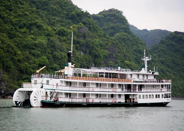  Emeraude Classic Cruises 4*
