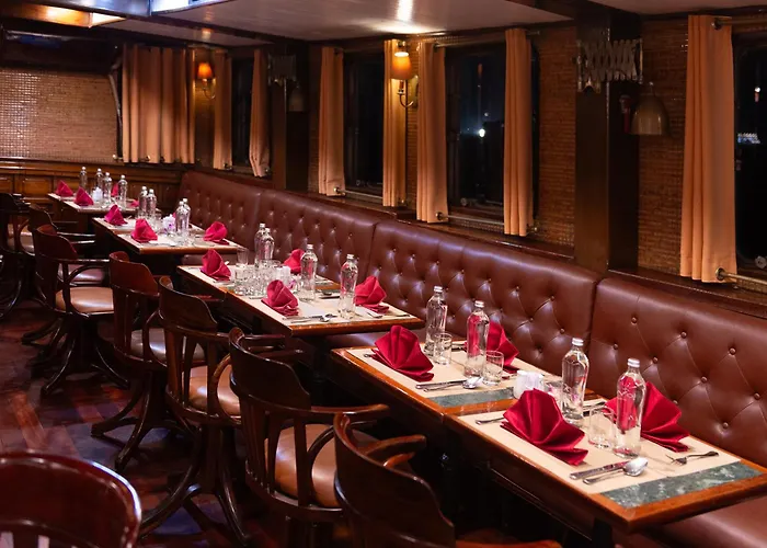  Emeraude Classic Cruises Ha Long