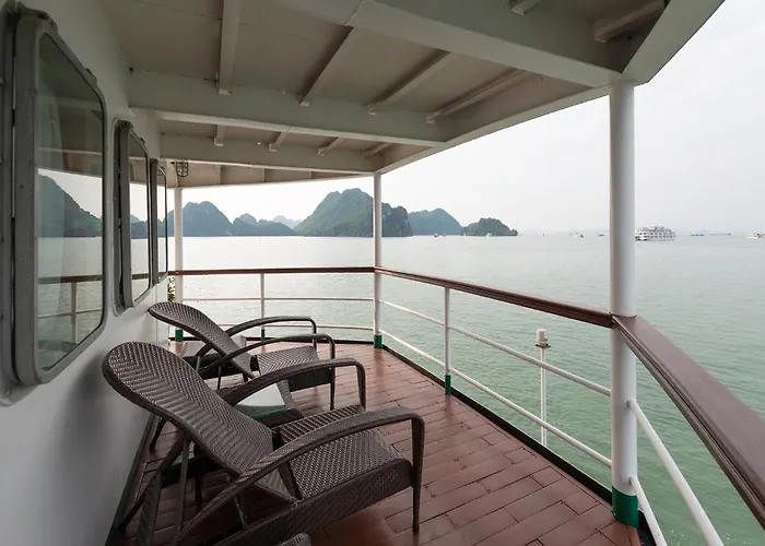 Emeraude Classic Cruises 4* Ha Long