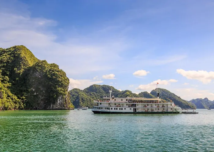  Emeraude Classic Cruises Ha Long