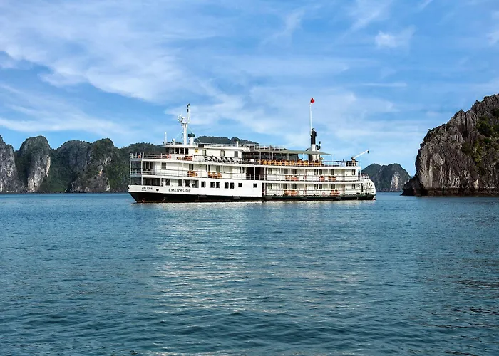  Emeraude Classic Cruises